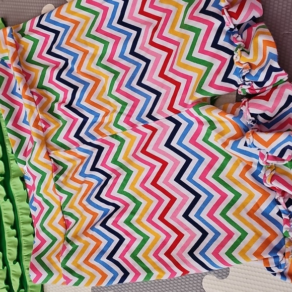 Colorful Girls Matching Set - Picture 2 of 4